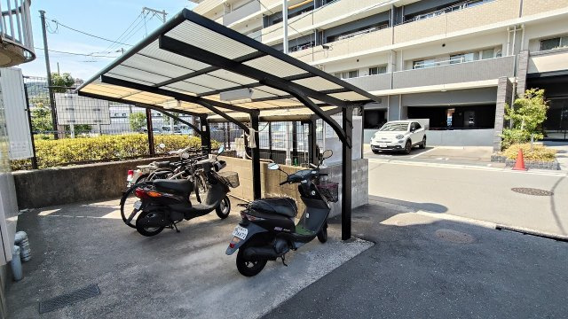 駐輪場、バイク置き場