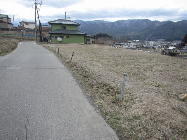 外観と前面道路