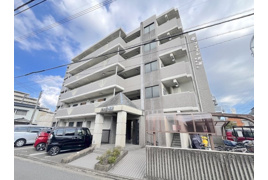 フィオレ井尻の外観