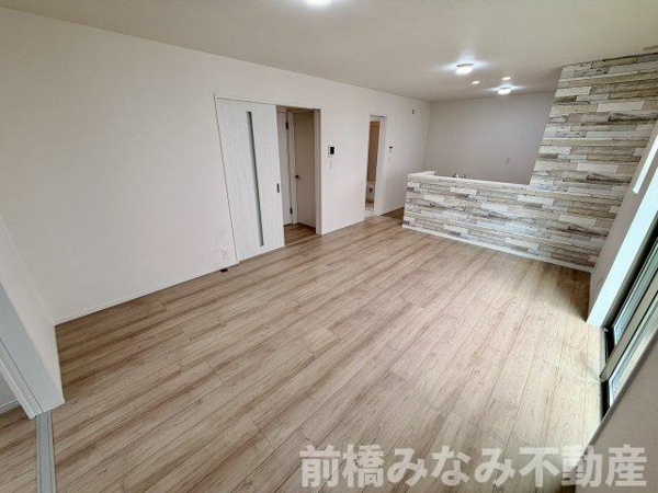 【 新築 渋川市石原 A号棟(全3棟) ハートフルタウン 新築建売分譲の居間】