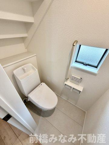 【 新築 渋川市石原 A号棟(全3棟) ハートフルタウン 新築建売分譲のトイレ】