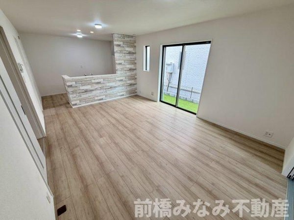 【 新築 渋川市石原 A号棟(全3棟) ハートフルタウン 新築建売分譲の居間】