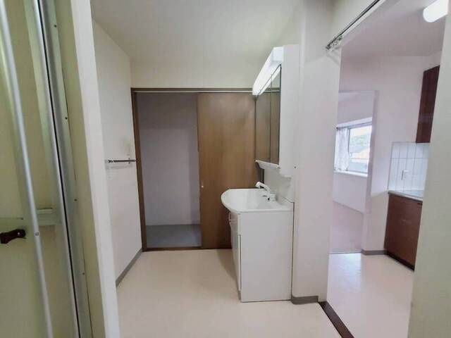 家事効率を考えた、広さに余裕のあるサニタリー空間。