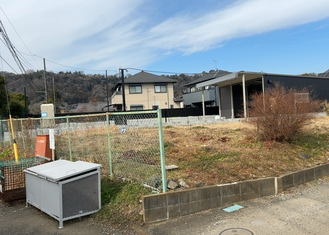 土地探しをしていると都市計画区域という言葉を目にすると思います。法律によって、都道府県知事や国土交通大臣が指定するエリアのことを指しており、都市計画区域は市街化区域と市街化調整区域に分けられています。