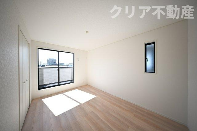 子ども部屋にピッタリな2階の洋室です！