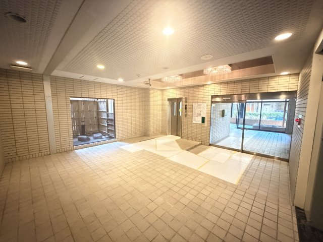 エントランスロビー