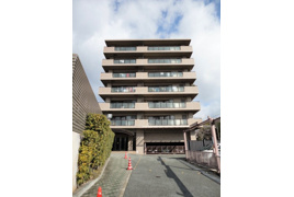 ジオ川西多田 4階の外観