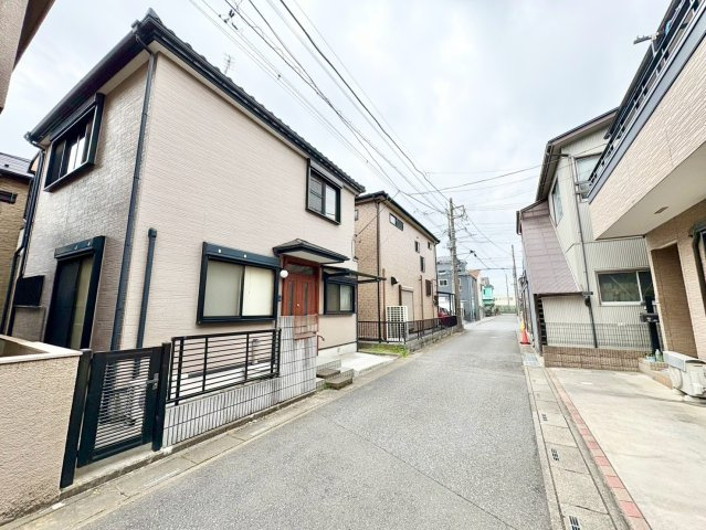 5K・・キッチン・洗面・浴室がワンフロアにまとまり、家事がスムーズにこなせる間取りです。