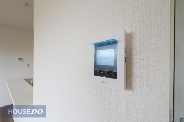 【TVインターホン】録画機能付きで、防犯上はもちろん、お届け物などの把握にも便利。