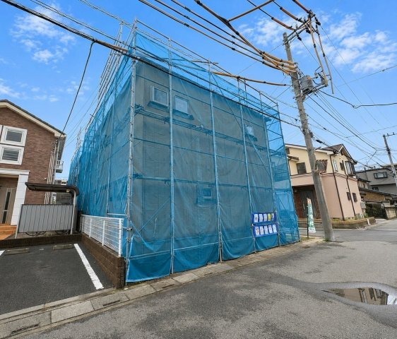 ■全2棟の1号棟　■カースペース3台可能！　■水回りがコンパクトで家事ラク動線！　■ウォークインクローゼット3ヵ所あり！　■上沖小学校徒歩11分(850分)・大沼中学校徒歩6分(450ｍ)