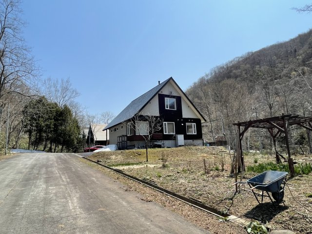 detached 北海道小樽市稲穂３丁目9-1　サンビルスクエア１階