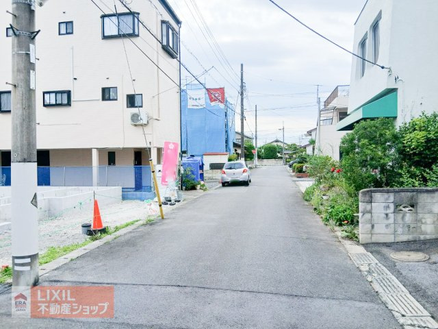 道路幅にゆとりがあり、視界が良いため、小さなお子様のいるご家庭も安心です