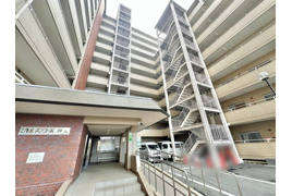 シャルマンコーポ神足　3階の外観