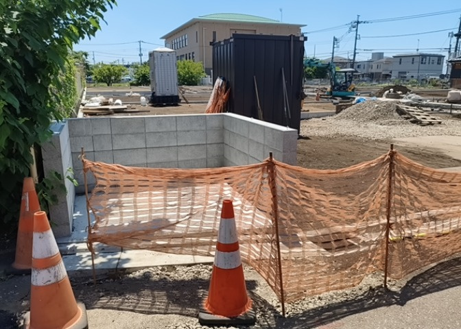 物件の詳細については、現地を見てわかること以外に、役所や法務局などで調べないとわからないことがあります。そのため、現地に行く場合は、もしこの物件を買ったらどのような生活ができるかをイメージしましょう。