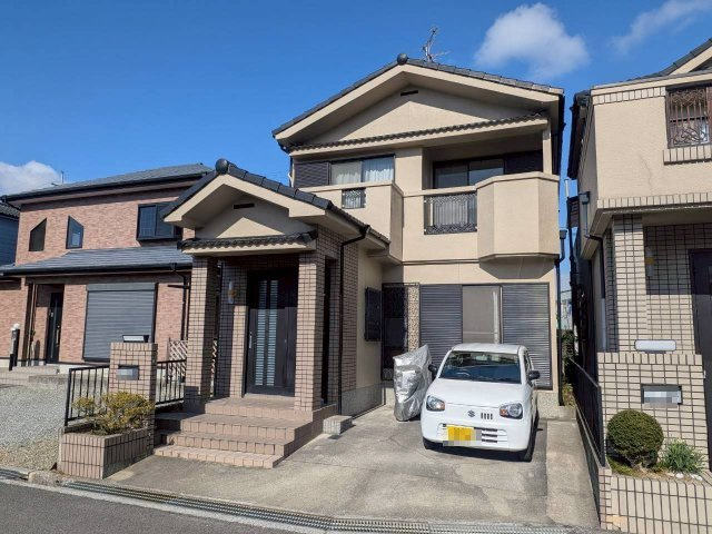 外観：327002129010