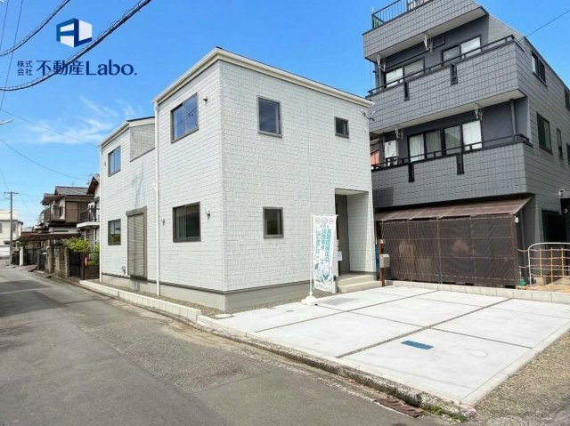 ●堂々完成●　東南角地のおうちはいかがですか？まずは現地で日当たりを確認して下さい♪