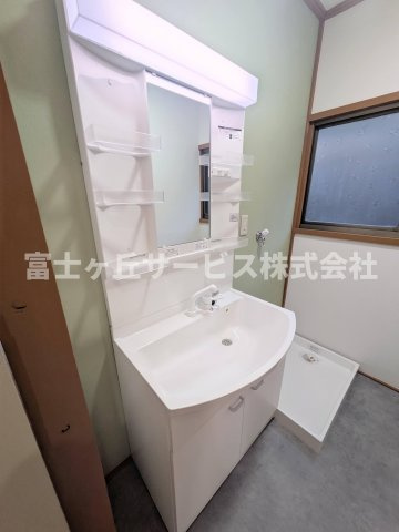 独立洗面台です