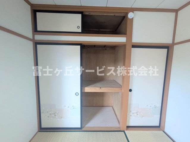 収納です