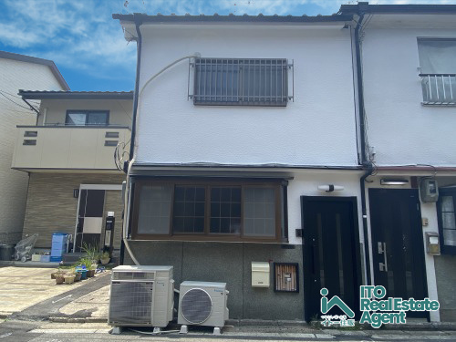 外観：326000198730