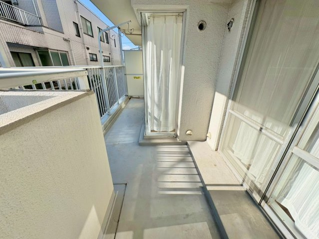 南向きで日当たりは良好です。