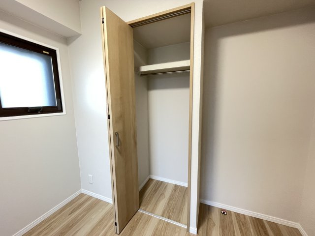 各居室に収納がついており、家族で使い分けしやすくなっています。　