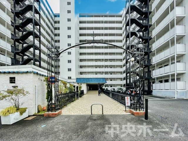 建物構造は、鉄骨鉄筋コンクリート造