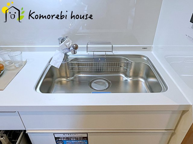 コンパクトなキッチンで掃除もラクラク