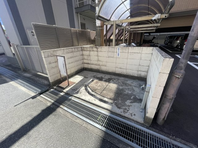 ゴミステーション