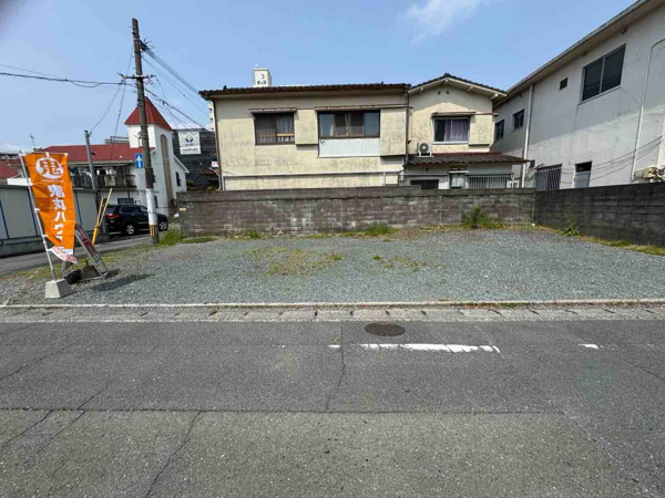 【久留米市荘島町の前面道路含む現地写真】