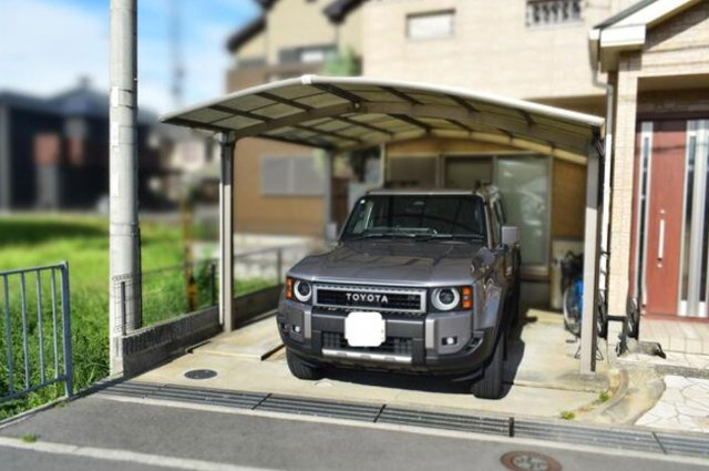 外観：327002180893