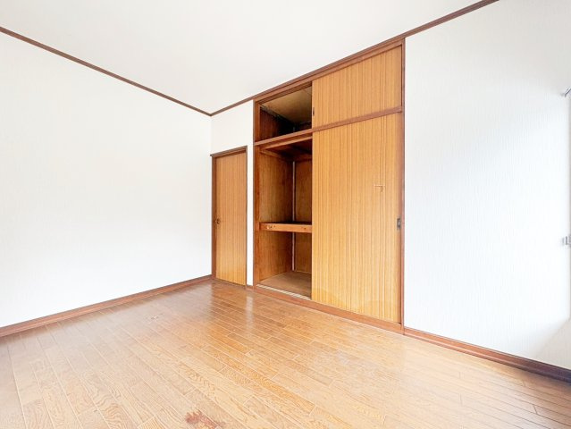 ◆子どものスタディ空間として、あるいは書斎やホビールームとして生活スタイルに合わせて使えるプライベートルーム。居心地のいい落ち着いたインテリアが似合います。