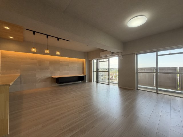 南西向きで陽当たりも良好です！