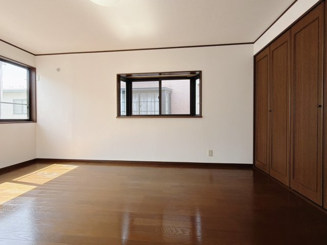 ■洋室｜子供部屋のメリットは「自立心を養うことができる」「自分で整理整頓できるようになる」そして、お子様が成長した際には「プライバシーを確保できる」といい事だらけ♪