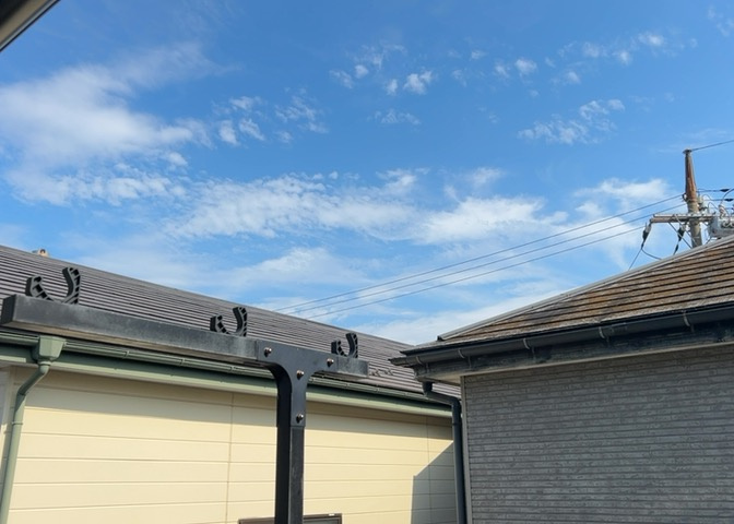眺望を気にして物件を探す場合、前面に建物が建っていないか現地で確認しましょう！前面に建物があると景色はもちろん、日当たりや風通しにも影響が出てきます。住んだ時のことを想像しながら現地見学をしましょう。