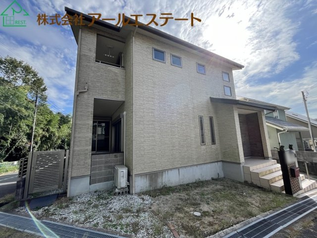 外観：328000534172