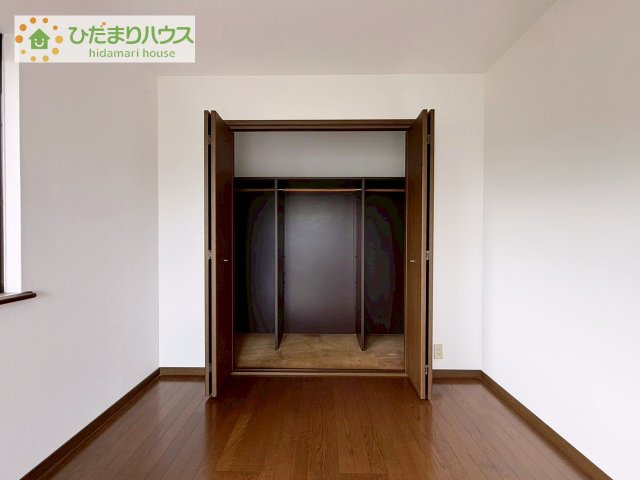 全室にクローゼットが付いていて、お部屋の住空間もスッキリ広々使えそうです(^^)