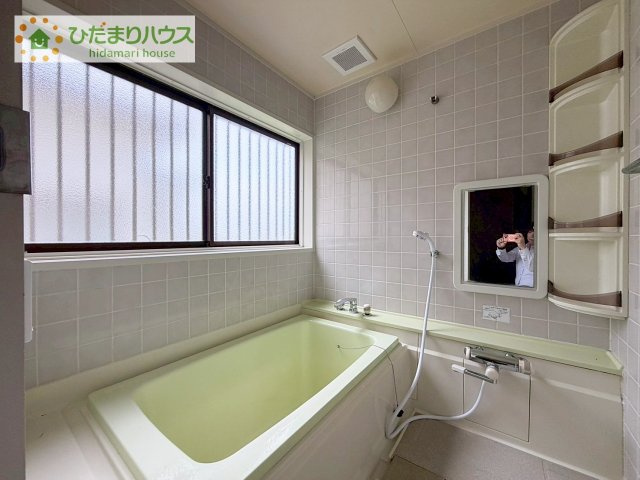 大人が足を伸ばしても十分な広さ！一人でゆっくりくつろぐ時間も大切です！