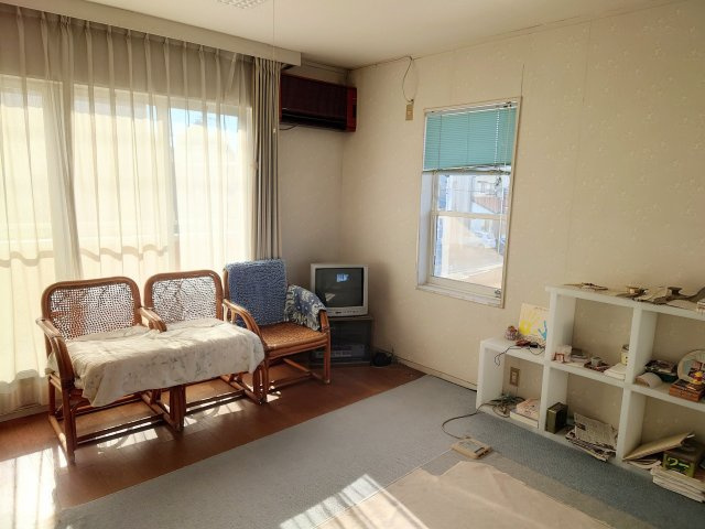 2階12帖洋室は、2部屋に区切ることもできるようになっています！