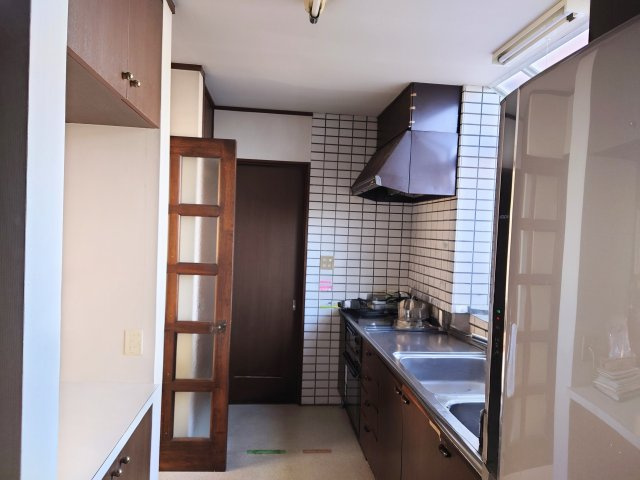 キッチンも収納豊富です！