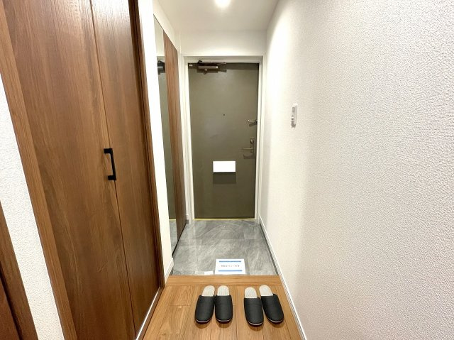 大容量シューズボックスは、家族全員分の靴を収納して、スッキリとした玄関に。　