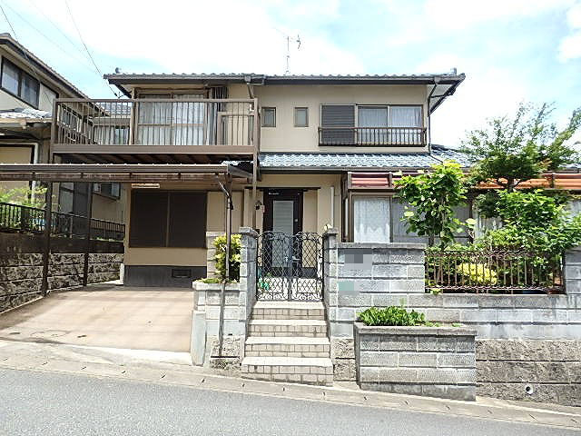 南東向き建物です。
