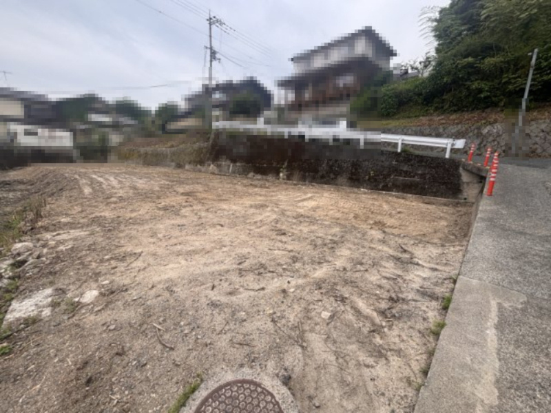 看板置前敷地