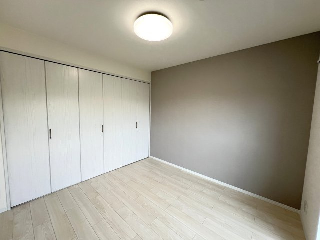 壁一面が収納となり多くのものを収納することが出来ます。