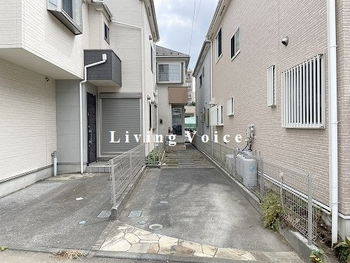 座間市ひばりが丘1丁目　中古一戸建て