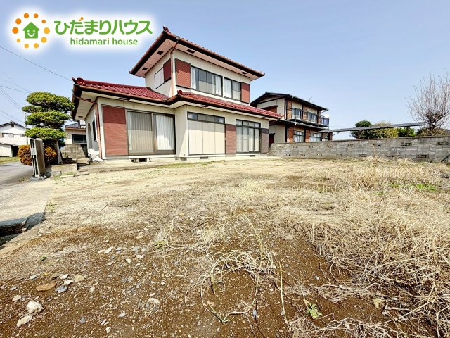お庭付物件になります！お庭遊びや、プールなどお子様も大喜び(^^)