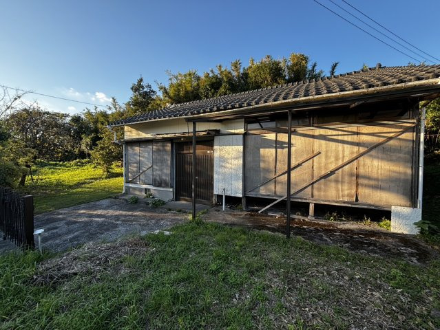建物は解体します。