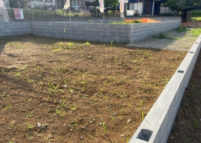 家を建てる前提で土地を探している場合、地盤の丈夫さは譲れない条件の一つです。地盤が脆弱だと追加工事が必要となります。また、過去に地盤沈下や液状化現象を起こした土地は、できるだけ避けた方がいいでしょう。