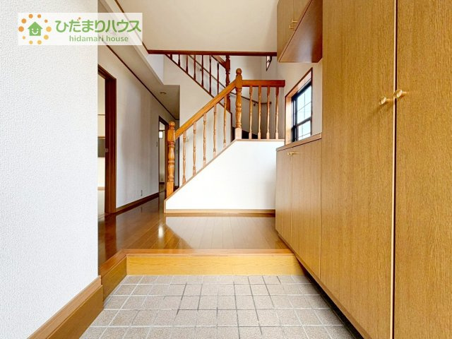 使い勝手の良い大きなシューズボックス☆乱雑になりがちな玄関をスッキリ見せてくれます！