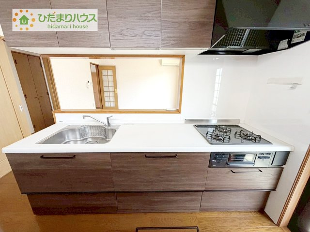 キッチンに勝手口があり、家事動線が良い間取りです！