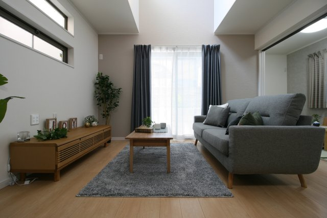 当社施工作品例　一級建築士による無料の間取り作成も承ります。　当社施工現場、ショールームもあり。お気軽にお問い合わせください。